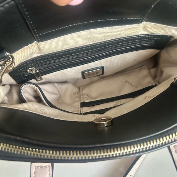 GUESS neutral color block handbag - Picture 6 of 9
